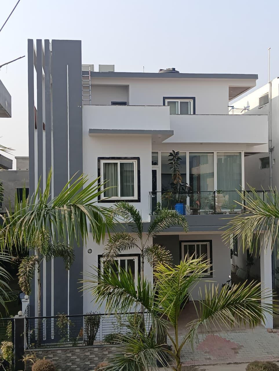 e Home - Image 3